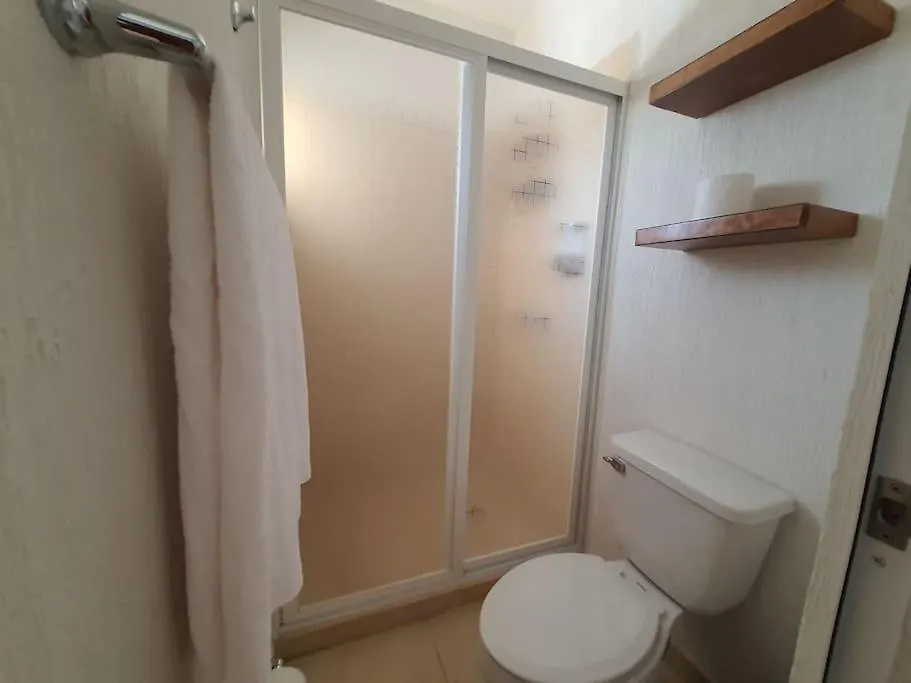 Casa De 3 Habitaciones Todas Con Bano Propio, 3 Y Medio Banos En Toal, Alberca, Cupo Hasta 12 Personas Playa del Carmen 0*,