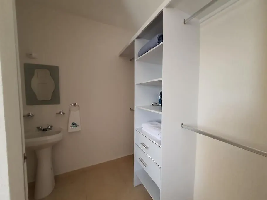 بيت للعطل Casa De 3 Habitaciones Todas Con Bano Propio, 3 Y Medio Banos En Toal, Alberca, Cupo Hasta 12 Personas بلايا ديل كارمن